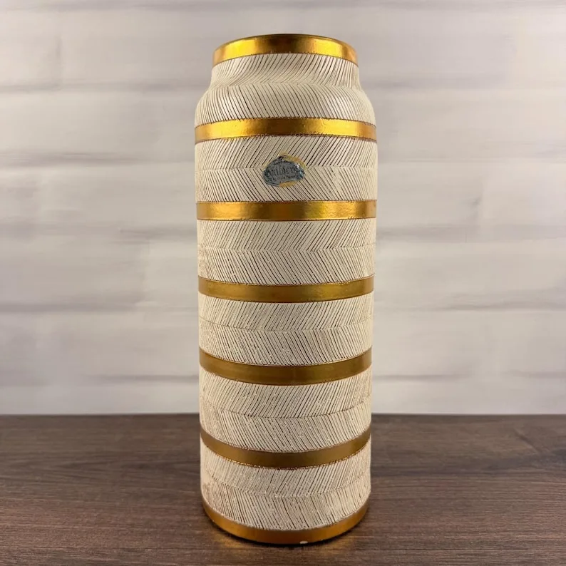 Seta Sgraffito Vase